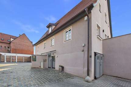 Haus Schwabach - 4 Zimmer, 100 m&sup2;, 369.000&euro; | Angebot:27671453