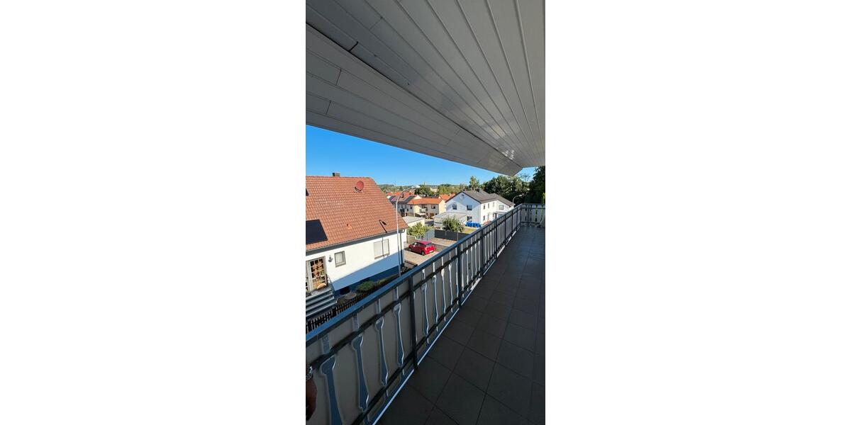 Etagenwohnung Röttenbach - 3 Zimmer, 74 m&sup2;, 1.100&euro; | Angebot:27539170