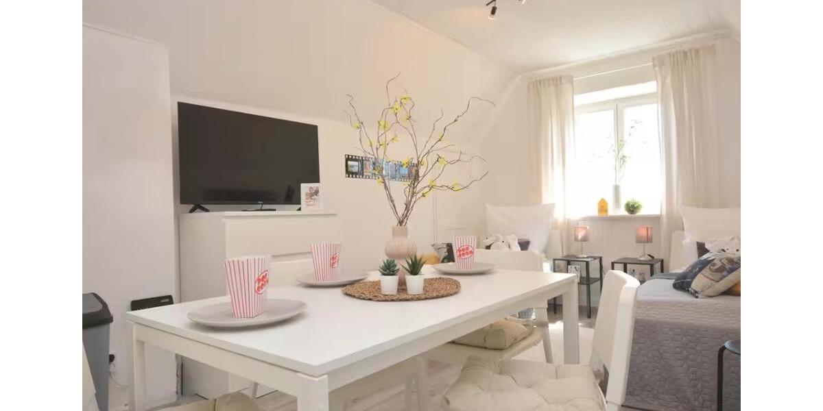 Dachgeschoßwohnung Forchheim - 1 Zimmer, 38 m&sup2;, 700&euro; | Angebot:27609802