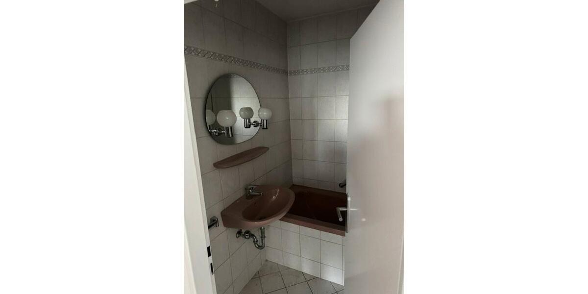 Etagenwohnung Erlangen Bruck - 2 Zimmer, 53 m&sup2;, 880&euro; | Angebot:27631069