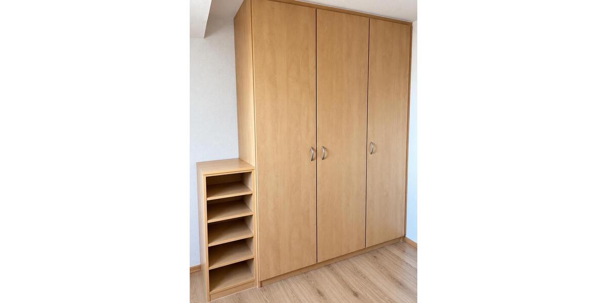 Dachgeschoßwohnung Oberasbach - 2 Zimmer, 45 m&sup2;, 670&euro; | Angebot:27616421