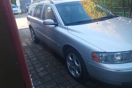 Volvo V70 395.000 km 1.200 &euro; Nürnberg 90469