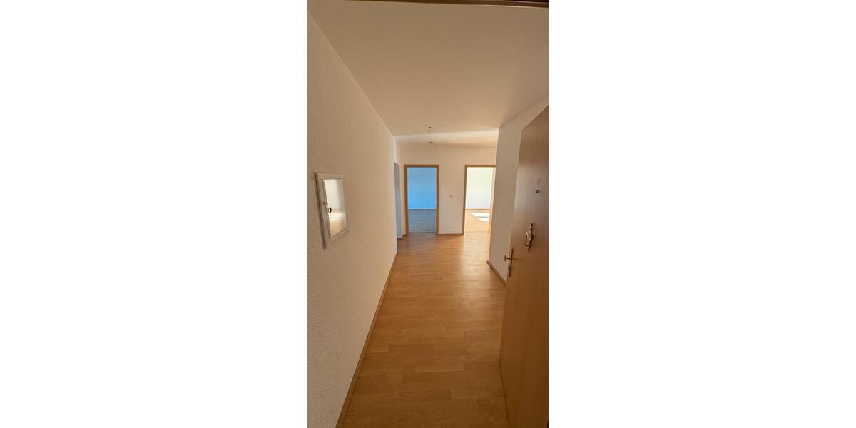 Etagenwohnung Röttenbach - 3 Zimmer, 74 m&sup2;, 1.100&euro; | Angebot:27539170