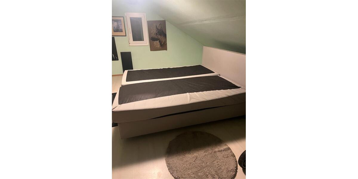 Dachgeschoßwohnung Lonnerstadt - 2 Zimmer, 90 m&sup2;, 700&euro; | Angebot:27592351
