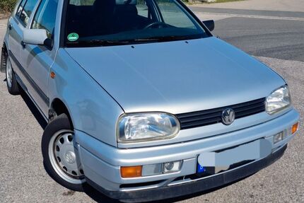 VW Golf 57.000 km 6.000 &euro; Adelsdorf 91325