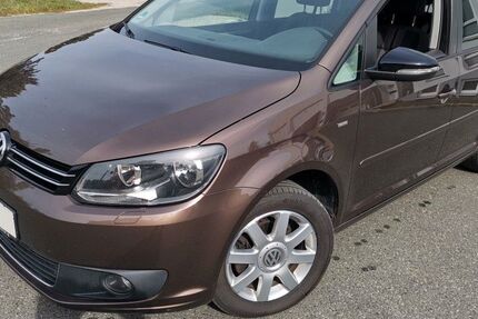 VW Touran 272.680 km 4.599 &euro; Fürth 90762