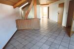 3 Zi. DG Wohnung mit Küche, Gartenmitbenutzung und Stellplatz - Etagenwohnung Weisendorf | Angebot:27651233