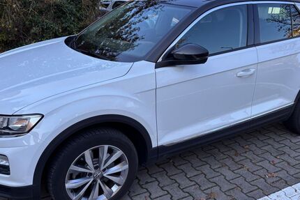 VW T-Roc 92.500 km 13.900 &euro; Nürnberg 90408