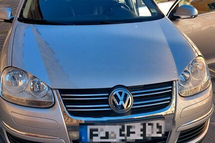 VW Golf 211.851 km 2.850 &euro; Fürth 90763