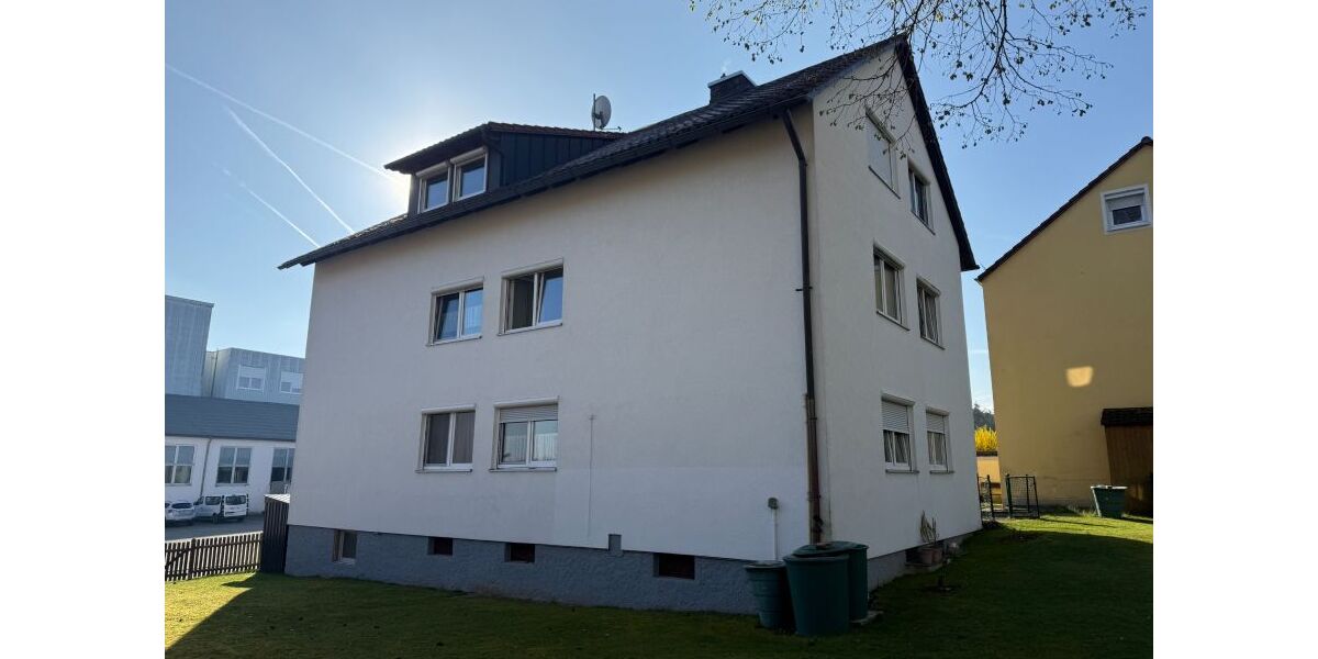 Provisionsfrei* Mehrfamilienhaus mit 6 Wohneinheiten und Entwicklungspotenzial in Oberreichenbach bei Herzogenaurach - Provisionsfrei - - Mehrfamilienhaus, Wohnhaus Oberreichenbach | Angebot:27356218