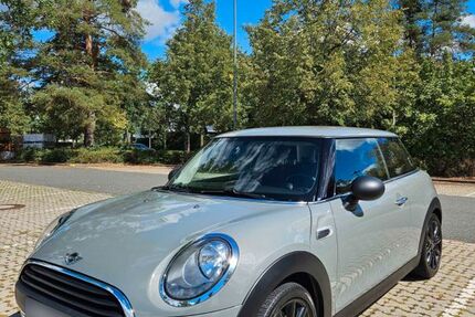 Mini ONE 67.548 km 11.750 &euro; Erlangen 91052