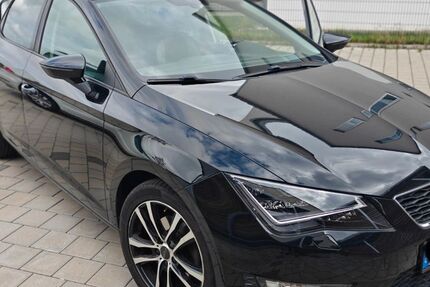 Seat Leon 126.128 km 10.300 &euro; Nürnberg 90455