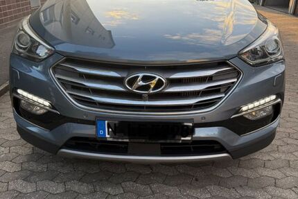 Hyundai SANTA FE 203.000 km 14.800 &euro; Nürnberg 90469