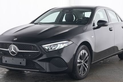 Mercedes-Benz A 250 13.700 km 29.930 &euro; Neustadt a.d. Aisch 91413