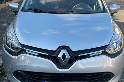 Renault Clio 125.000 km 9.599 &euro; Nürnberg 90451
