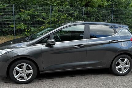 Ford Fiesta 65.000 km 8.000 &euro; Nürnberg 90475