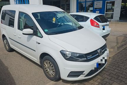 VW Caddy 179.444 km 7.999 &euro; Nurnberg 90443