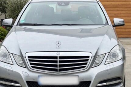 Mercedes-Benz E 200 320.000 km 4.600 &euro; Fürth 90763