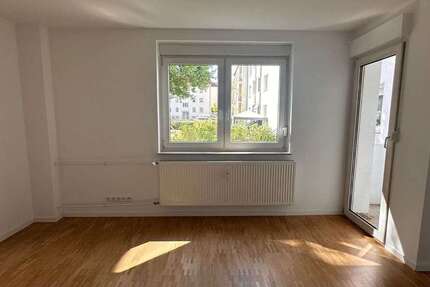 Wohnung Nürnberg Schweinau - 1 Zimmer, 30 m&sup2;, 512&euro; | Angebot:27346242