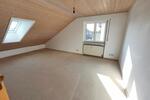 3 Zi. DG Wohnung mit Küche, Gartenmitbenutzung und Stellplatz - Etagenwohnung Weisendorf | Angebot:27651233