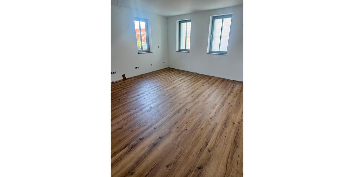 Etagenwohnung Forchheim - 2 Zimmer, 74 m&sup2;, 960&euro; | Angebot:27592390