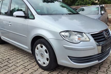 VW Touran 285.984 km 1.390 &euro; Nürnberg 90431