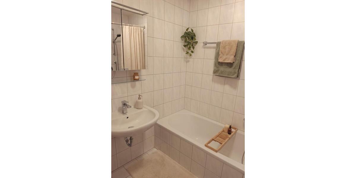 Etagenwohnung Zirndorf - 3 Zimmer, 86 m&sup2;, 900&euro; | Angebot:27578981