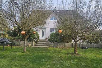 Haus Eckental - 6 Zimmer, 250 m&sup2;, 859.000&euro; | Angebot:26154763