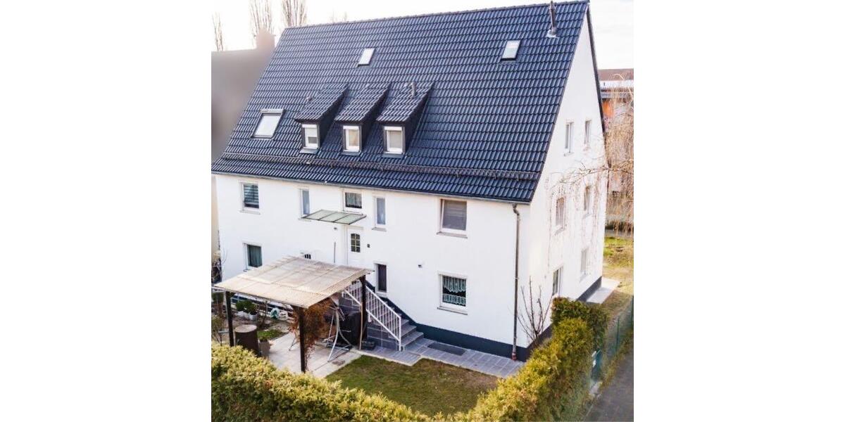 Etagenwohnung Nürnberg Hasenbuck - 4 Zimmer, 100 m&sup2;, 445&euro; | Angebot:27631845