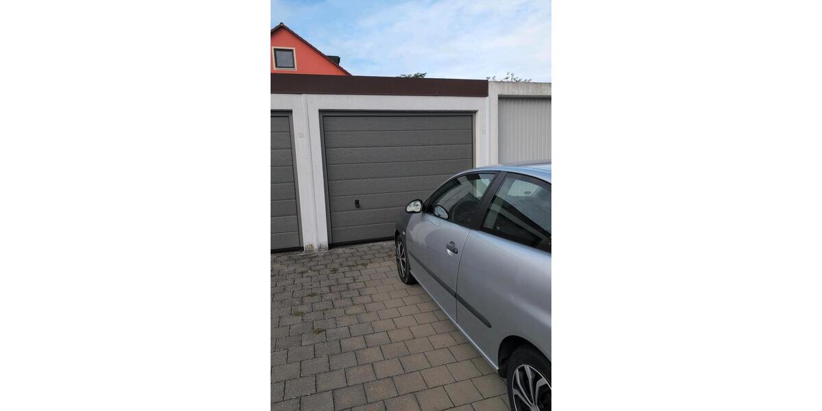Dachgeschoßwohnung Forchheim - 2.5 Zimmer, 85 m&sup2;, 980&euro; | Angebot:27607668