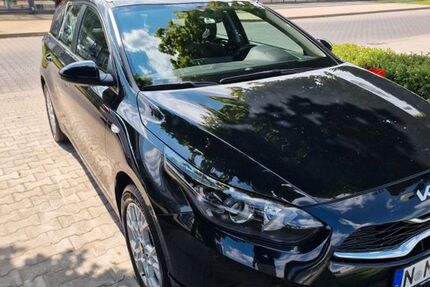 Kia ceed Sportswagon 65.000 km 16.800 &euro; Fürth 90763