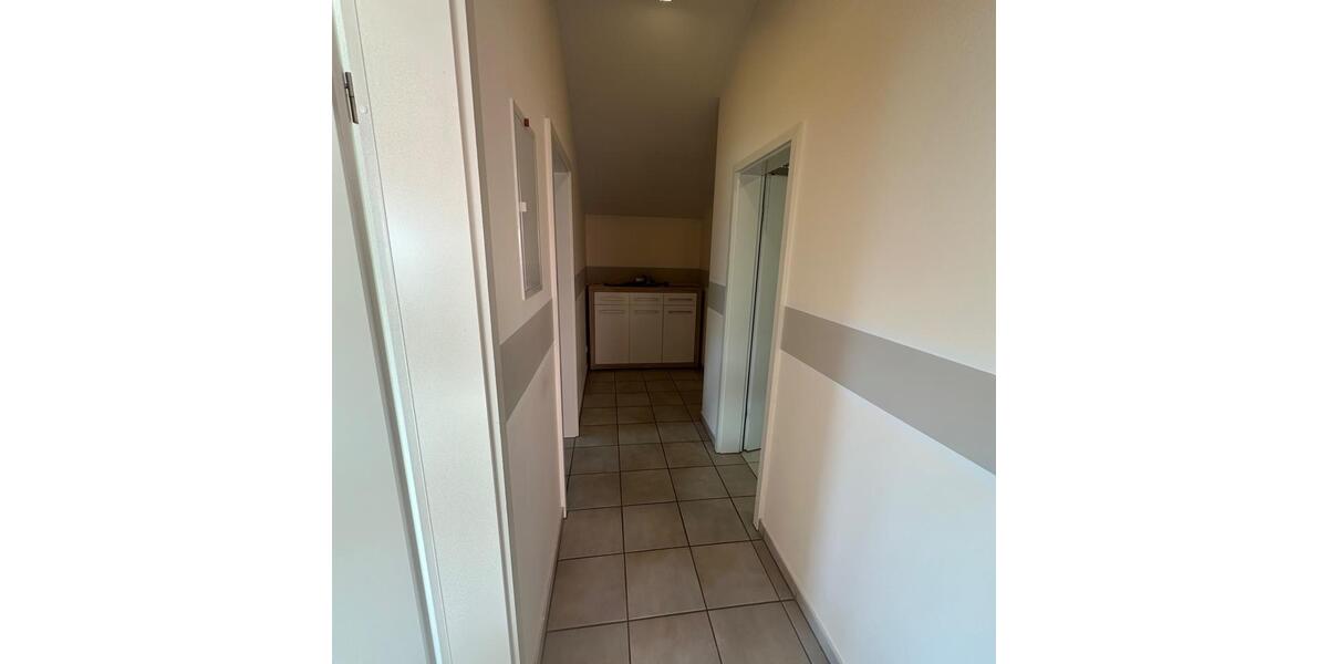 Dachgeschoßwohnung Fürth Eigenes Heim - 2 Zimmer, 66 m&sup2;, 790&euro; | Angebot:27595106