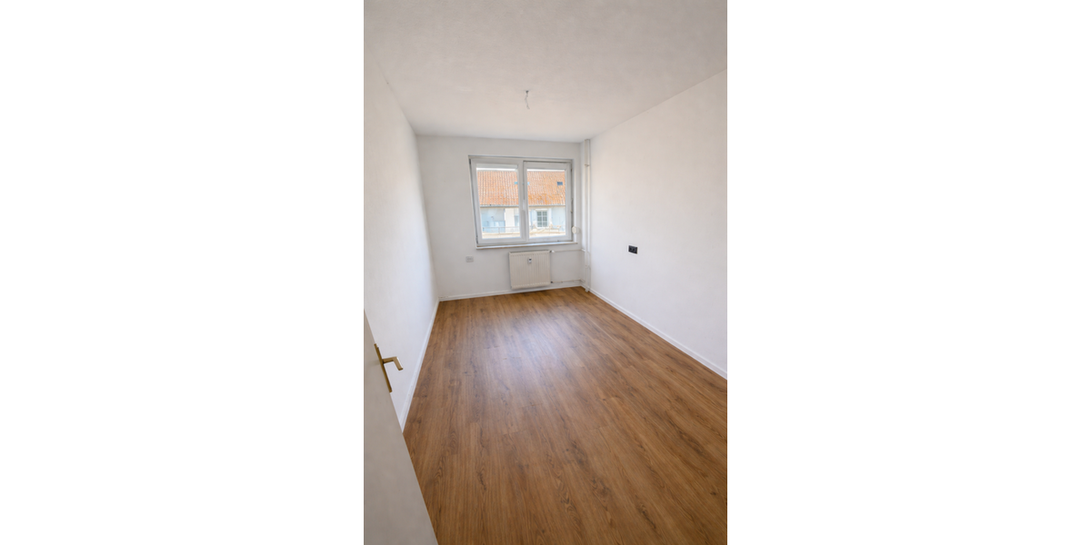 Provisionsfrei* Mehrfamilienhaus mit 6 Wohneinheiten und Entwicklungspotenzial in Oberreichenbach bei Herzogenaurach - Provisionsfrei - - Mehrfamilienhaus, Wohnhaus Oberreichenbach | Angebot:27356218