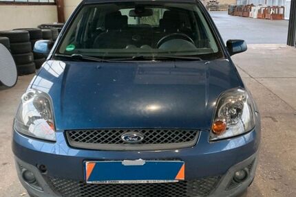 Ford Fiesta 79.000 km 3.980 &euro; Nürnberg 90455