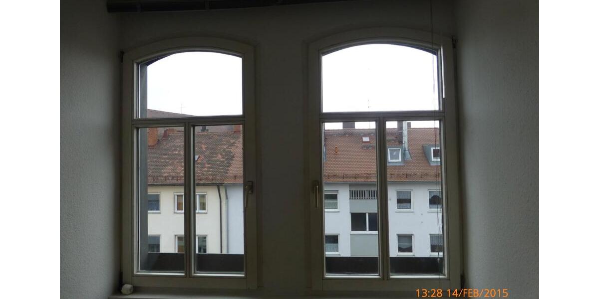 Dachgeschoßwohnung Nürnberg Herrnhütte - 2 Zimmer, 80 m&sup2;, 1.015&euro; | Angebot:27540103