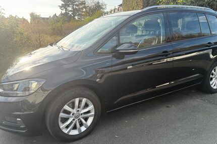 VW Touran 142.000 km 16.300 &euro; Zirndorf 90513
