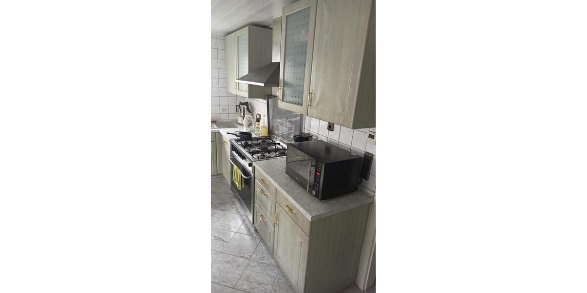 Etagenwohnung Nürnberg Hasenbuck - 4 Zimmer, 100 m&sup2;, 445&euro; | Angebot:27631845