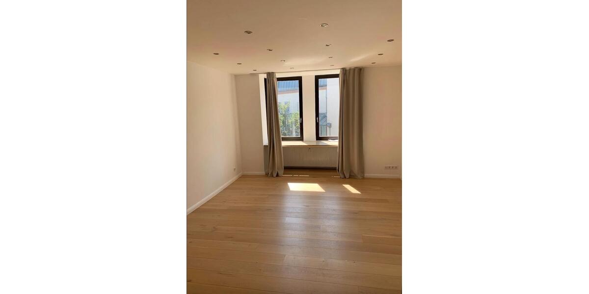 Etagenwohnung Nürnberg Gibitzenhof - 4 Zimmer, 110 m&sup2;, 1.500&euro; | Angebot:27554685