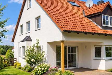 Haus Eckental - 5.5 Zimmer, 160 m&sup2;, 1.600&euro; | Angebot:27485137