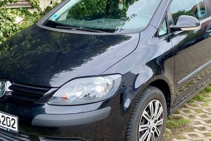 VW Golf Plus 144.285 km 2.499 &euro; Heroldsbach 91336