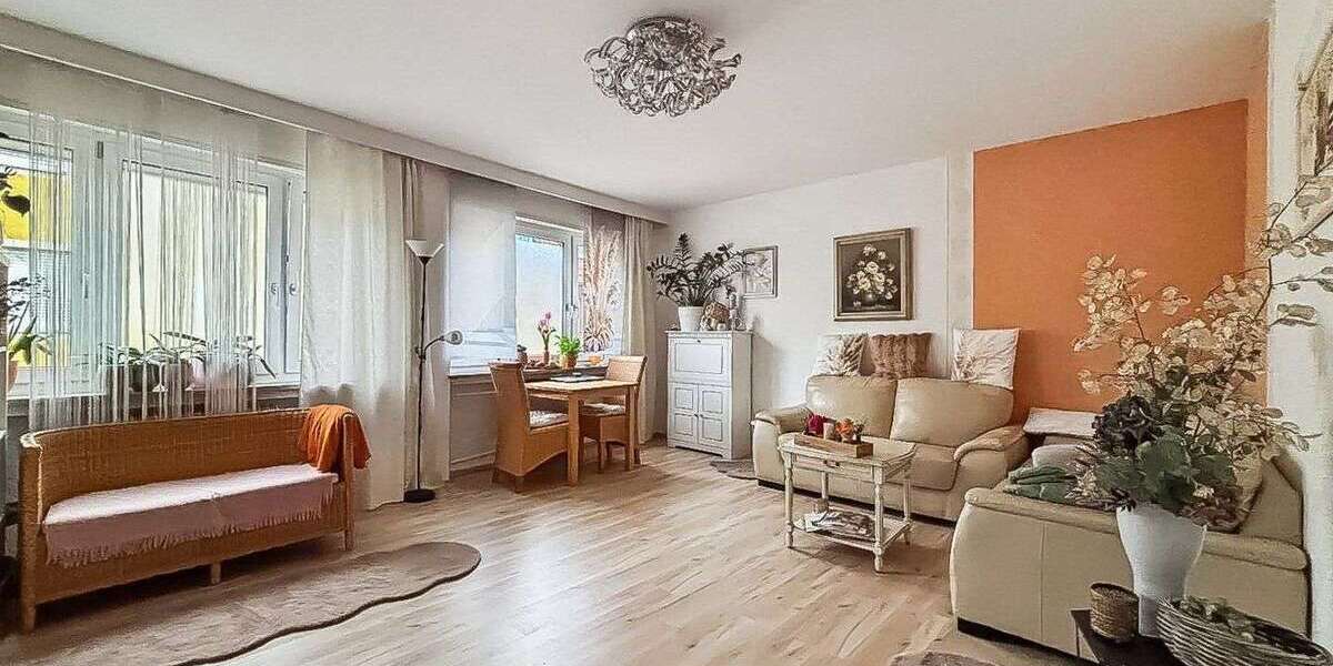 Etagenwohnung Nürnberg - 3 Zimmer, 81 m&sup2;, 248.000&euro; | Angebot:24796310