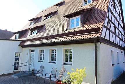 Haus Nürnberg Almoshof - 9 Zimmer, 307 m&sup2;, 619.000&euro; | Angebot:27082380