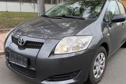 Toyota Auris 240.000 km 2.500 &euro; Feucht 90537