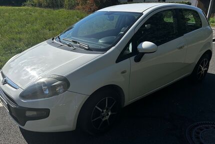 Fiat Punto 125.012 km 3.900 &euro; Nürnberg 90453