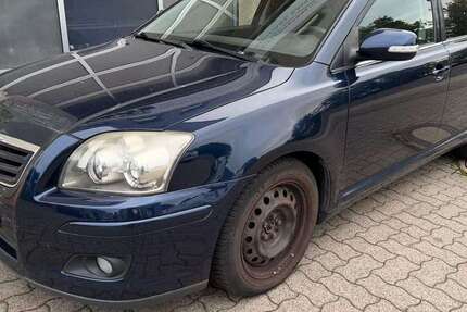 Toyota Avensis 187.062 km 1.699 &euro; Nuernberg 90482
