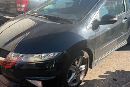 Honda Civic 202.000 km 2.500 &euro; Nürnberg 90441