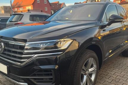 VW Touareg 82.832 km 42.990 &euro; Nürnberg 90431
