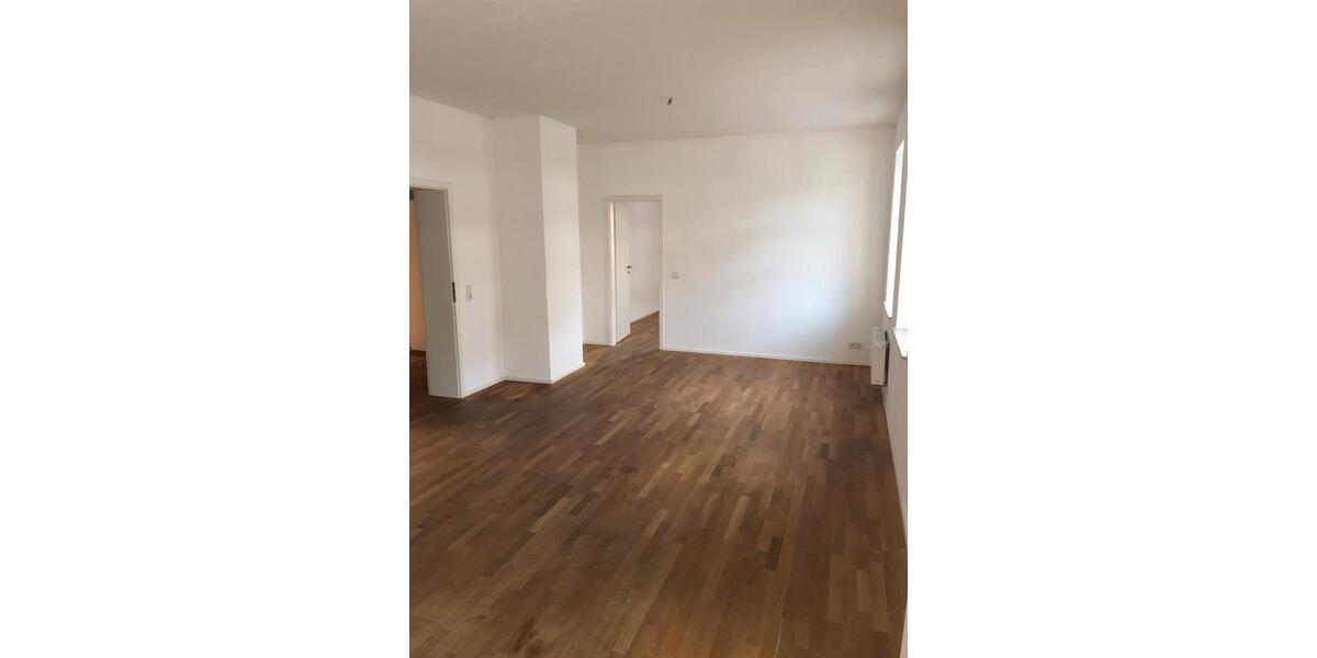 Erdgeschoßwohnung Forchheim - 4 Zimmer, 89 m&sup2;, 1.300&euro; | Angebot:27590043