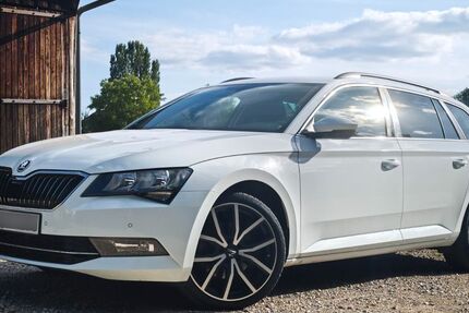Skoda Superb 117.982 km 15.750 &euro; Eggolsheim 91330