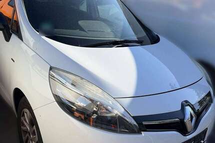 Renault Scenic 122.455 km 4.990 &euro; Nürnberg 90431